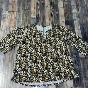 Ellen Weaver Cheetah Print Blouse with Metal details size 3X